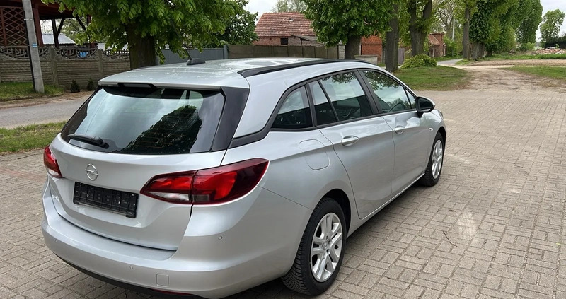 Opel Astra cena 37500 przebieg: 32000, rok produkcji 2020 z Krotoszyn małe 781